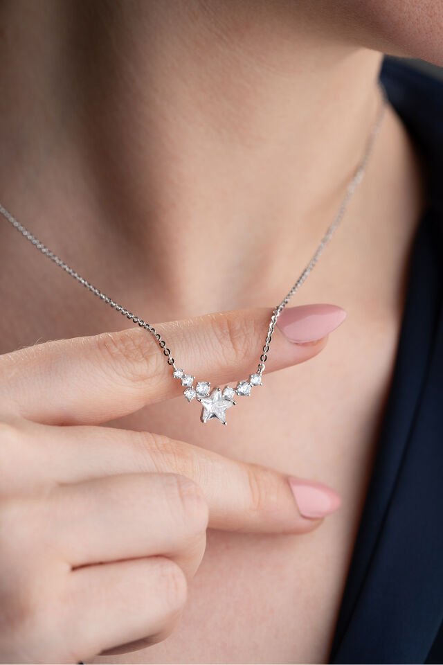 925 Ayar Gümüş Model Yıldız Model Kolye