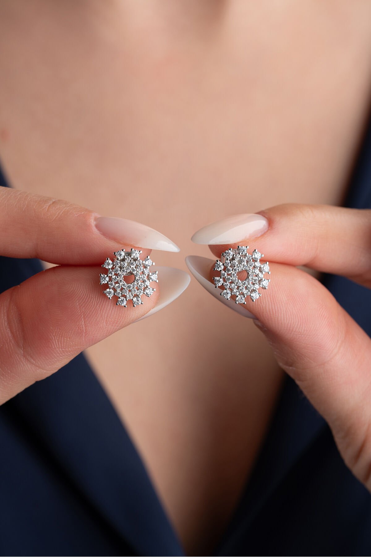 925 Ayar Gümüş Zirkon Taşlı Trend Küpe Silver - Tek Ebat