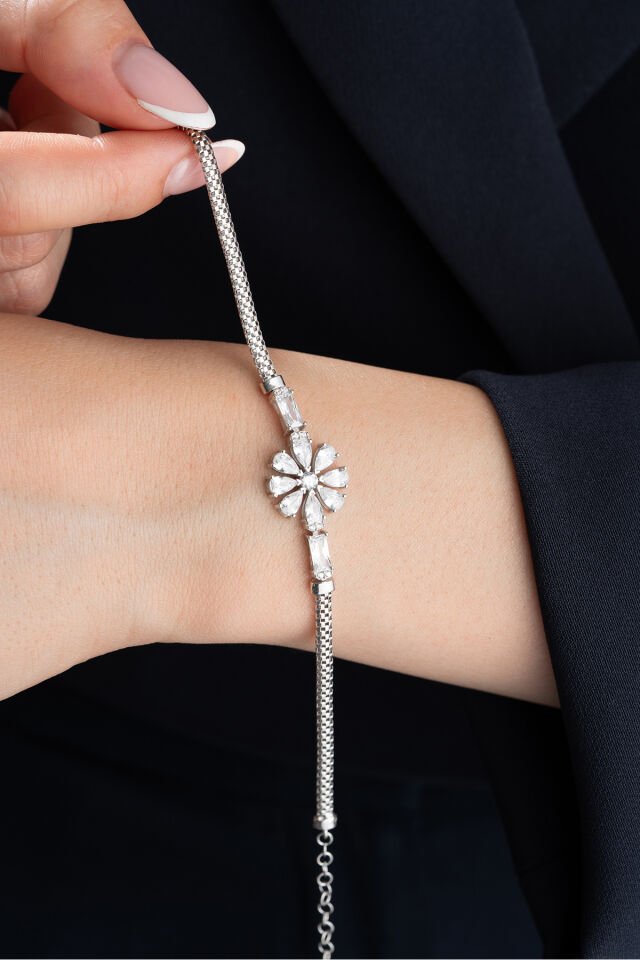 925 Ayar Gümüş Zirkon Taşlı Çiçek Bileklik Silver - Tek Ebat