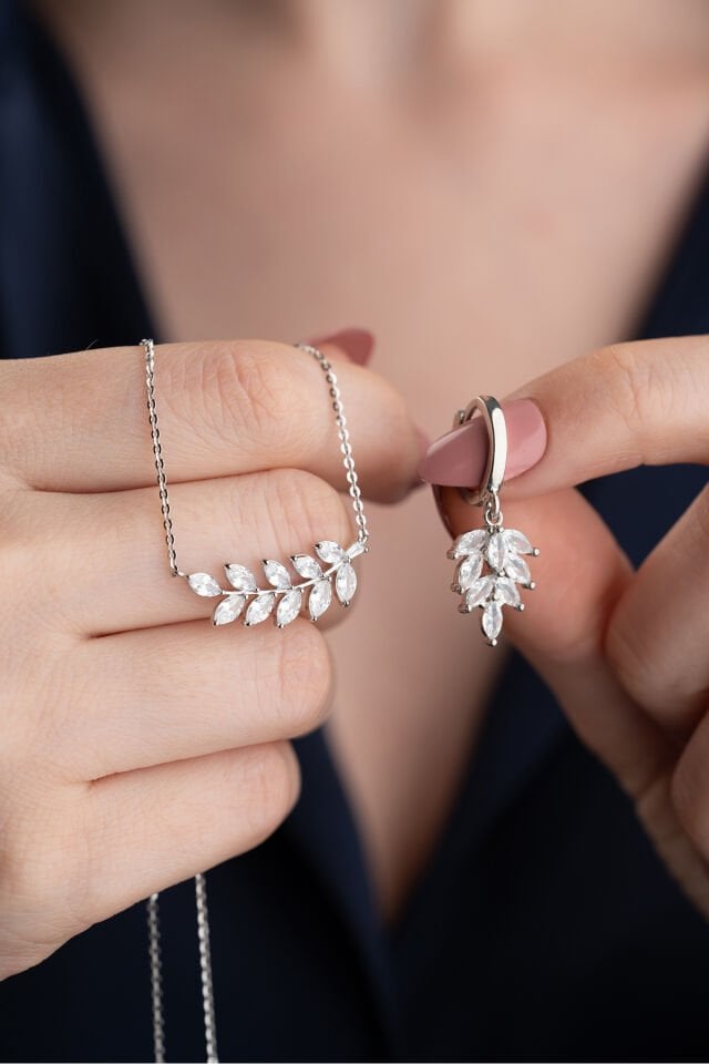 925 Ayar Gümüş Zirkon Taşlı Yaprak (Kolye-Küpe) Set