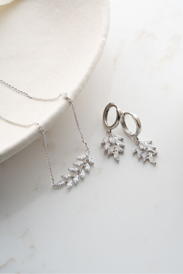 925 Ayar Gümüş Zirkon Taşlı Yaprak (Kolye-Küpe) Set