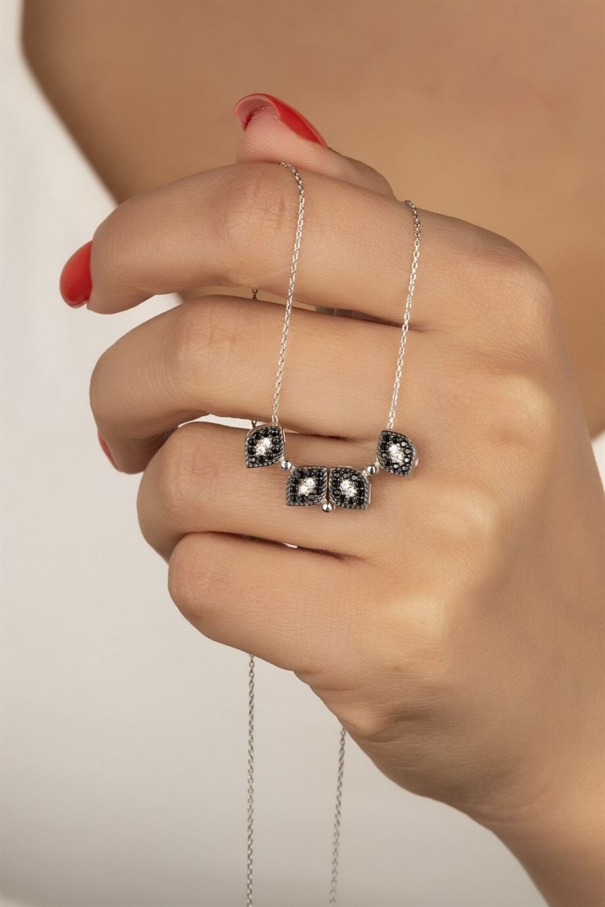 925 Ayar Gümüş Mıknatıslı Kolye Silver - Tek Ebat