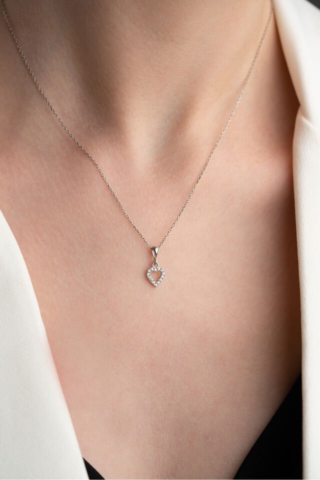 925 Ayar Gümüş Minik Kalp Kolye